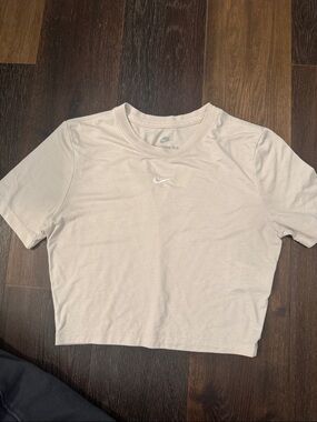 Cropped, slim, tan t